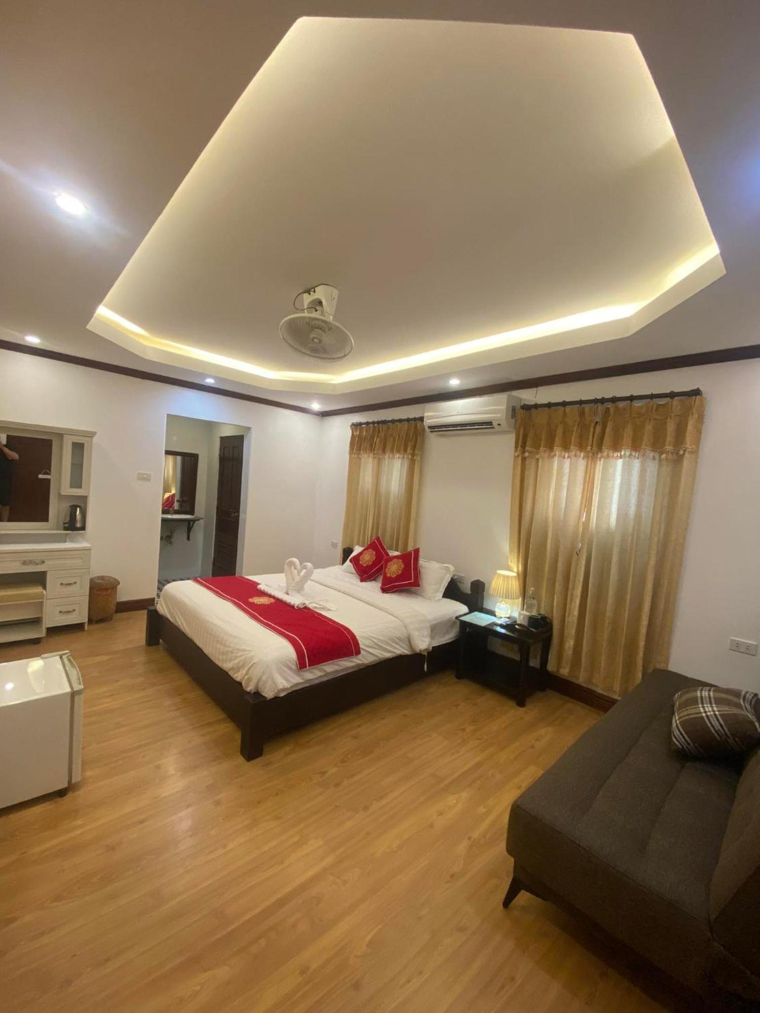 Golden Lotus Boutique Hotel Luang Prabang Exterior photo