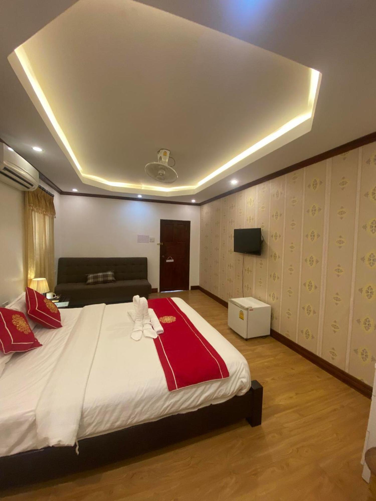 Golden Lotus Boutique Hotel Luang Prabang Exterior photo