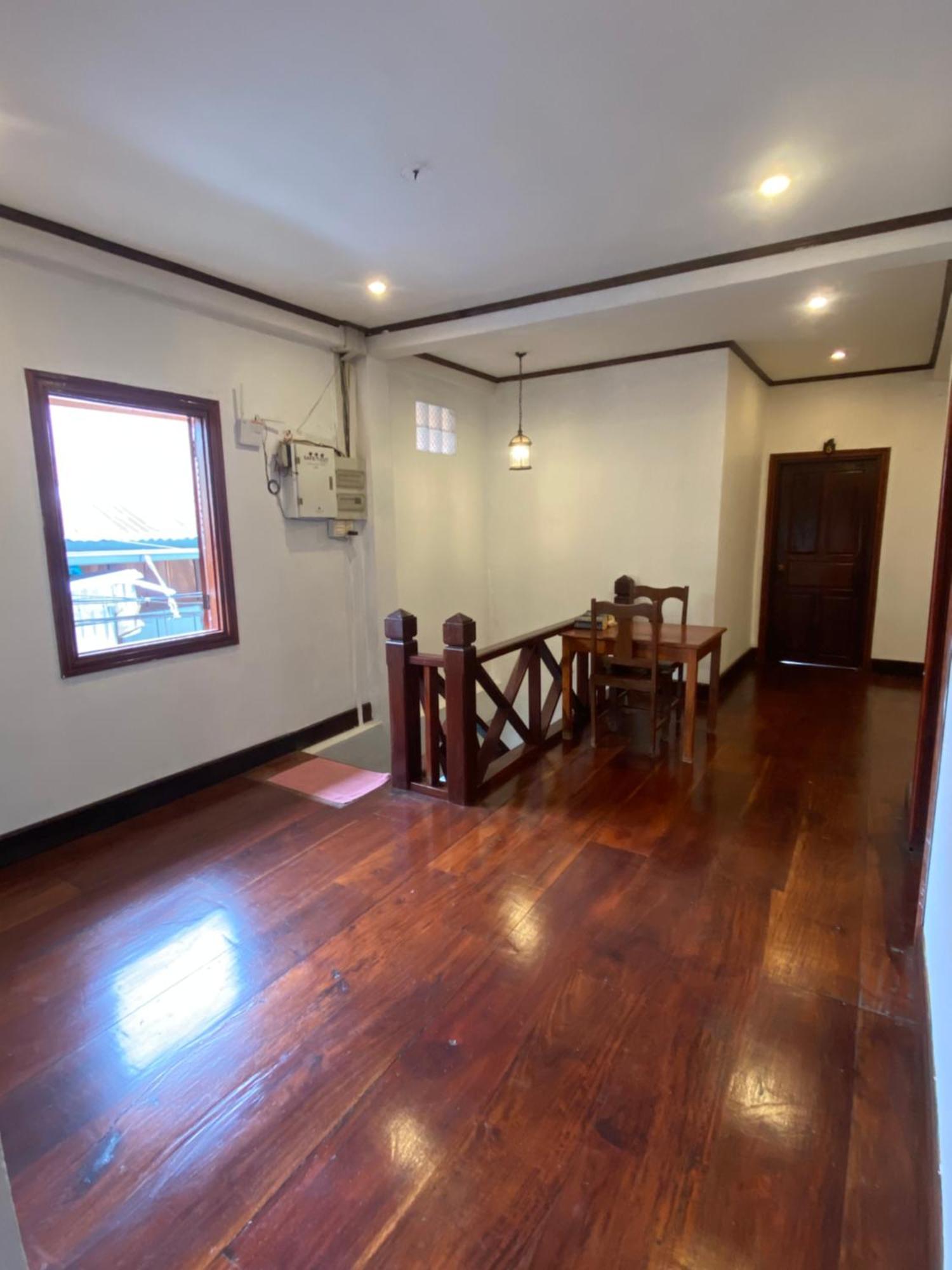Golden Lotus Boutique Hotel Luang Prabang Exterior photo